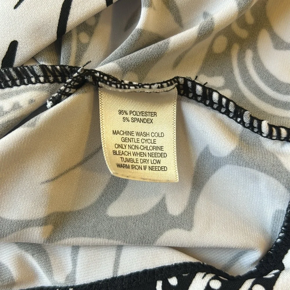 White House Black market tunic - Picture 6 of 6